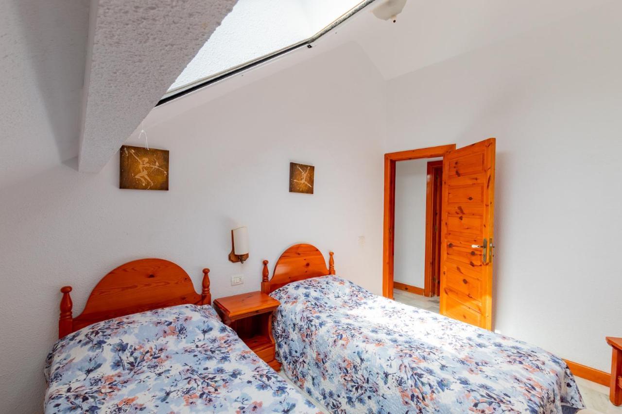 Duplex 3 Bed Apartment In Las Americas By Dream Homes Tenerife Playa de las Americas  Bagian luar foto